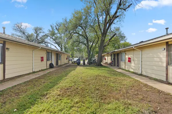 1322 S Vine St, Wichita, KS 67213