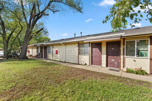 1322 S Vine St, Wichita, KS 67213