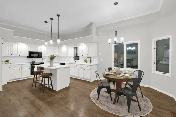 10106 E Mainsgate Cir, Wichita, KS 67226