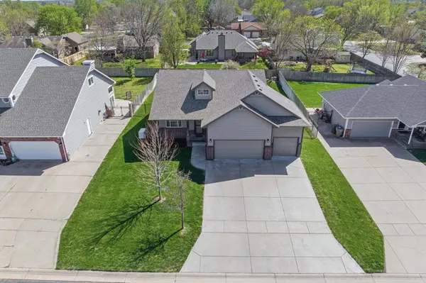 403 W Koob Ln, Andover, KS 67002