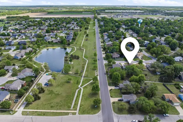 2420 E Gary St, Park City, KS 67219