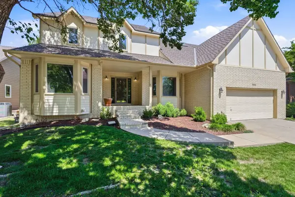 9406 E Lakepoint Dr, Wichita, KS 67226
