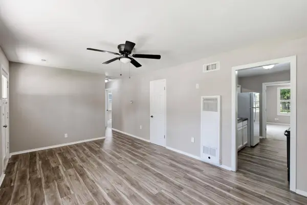 4949 S Cedardale Ave, Wichita, KS 67216