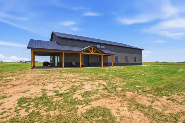 16078 E Bluff St, Cheney, KS 67025