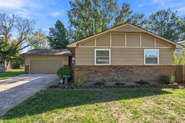 140 S Colby St, Valley Center, KS 67147