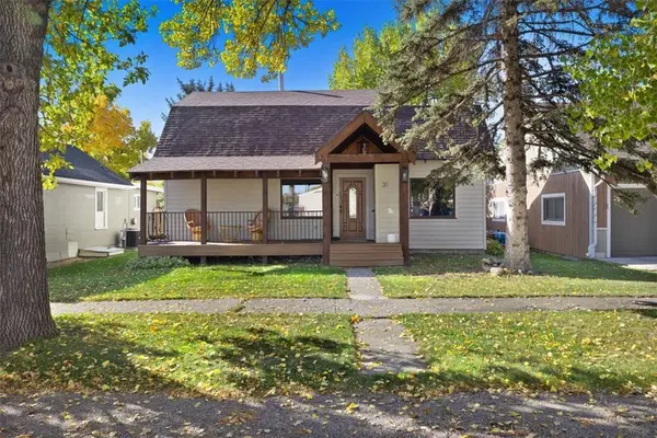 31 W 4th AVE N, Columbus, MT 59019