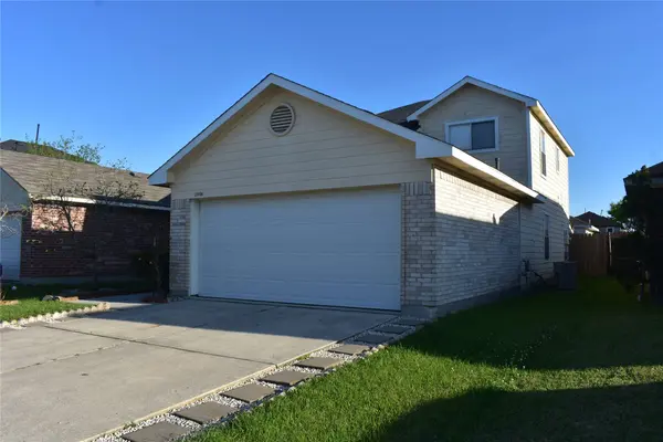 11906 Kewalo Basin LN, Houston, TX 77034