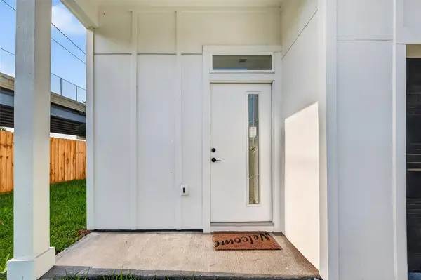 9334 Waller ST, Houston, TX 77012