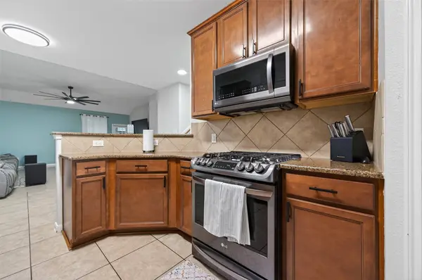4492 Gran Canary DR, League City, TX 77573