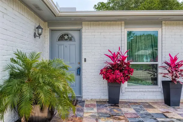 16614 Forest Bend AVE, Friendswood, TX 77546
