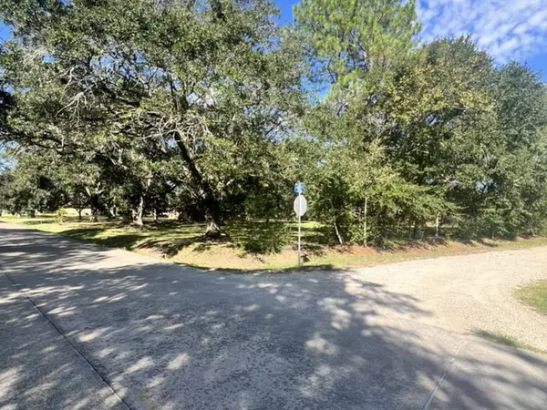 3620 Utah AVE, Dickinson, TX 77539
