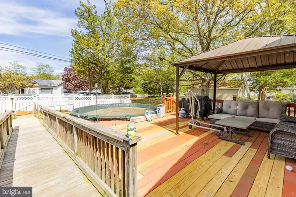 220 CAROLINE AVE, Villas, NJ 08251