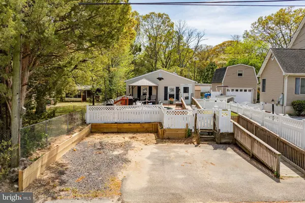 220 CAROLINE AVE, Villas, NJ 08251