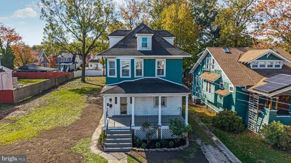928 LINWOOD AVE, Collingswood, NJ 08108