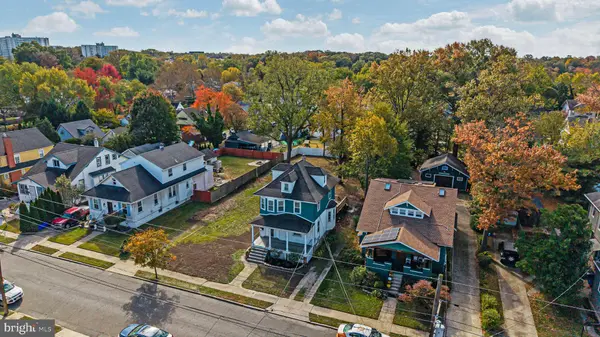 928 LINWOOD AVE, Collingswood, NJ 08108