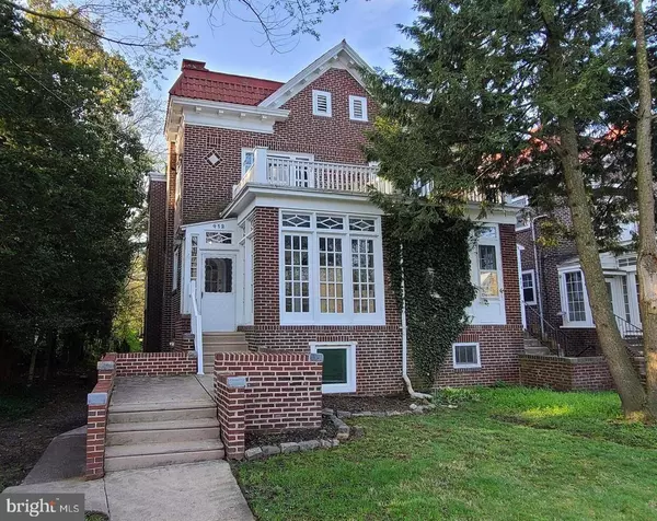 412 W MAPLE AVE, Merchantville, NJ 08109