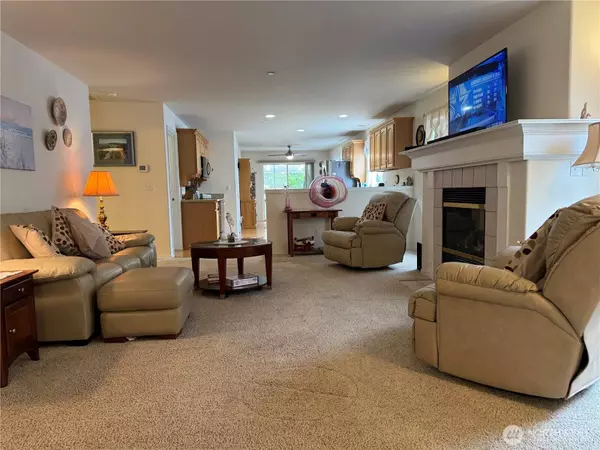 2815 McNeil ST, Dupont, WA 98327