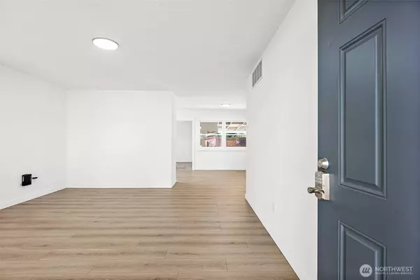 912 E 51st ST, Tacoma, WA 98404