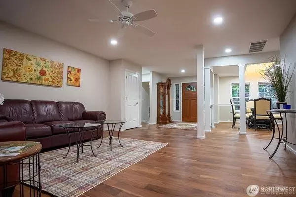 1510 199th AVE E, Lake Tapps, WA 98391