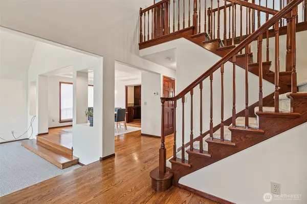 16915 32nd AVE E, Tacoma, WA 98446