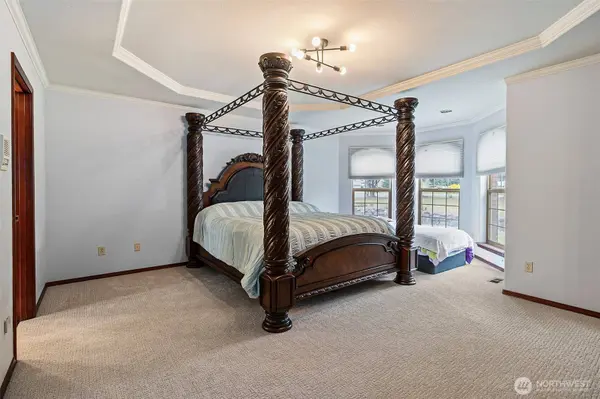 16915 32nd AVE E, Tacoma, WA 98446