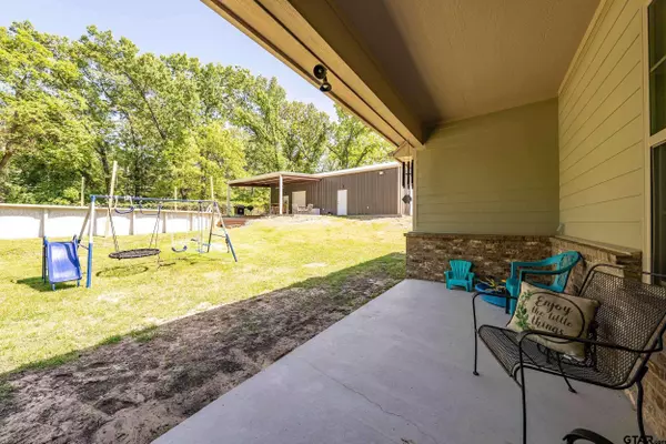 18126 County Road 4108, Lindale, TX 75771
