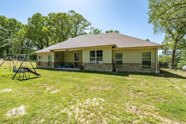 18126 County Road 4108, Lindale, TX 75771