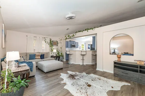 1736 Vista Lake CIR, Melbourne, FL 32904