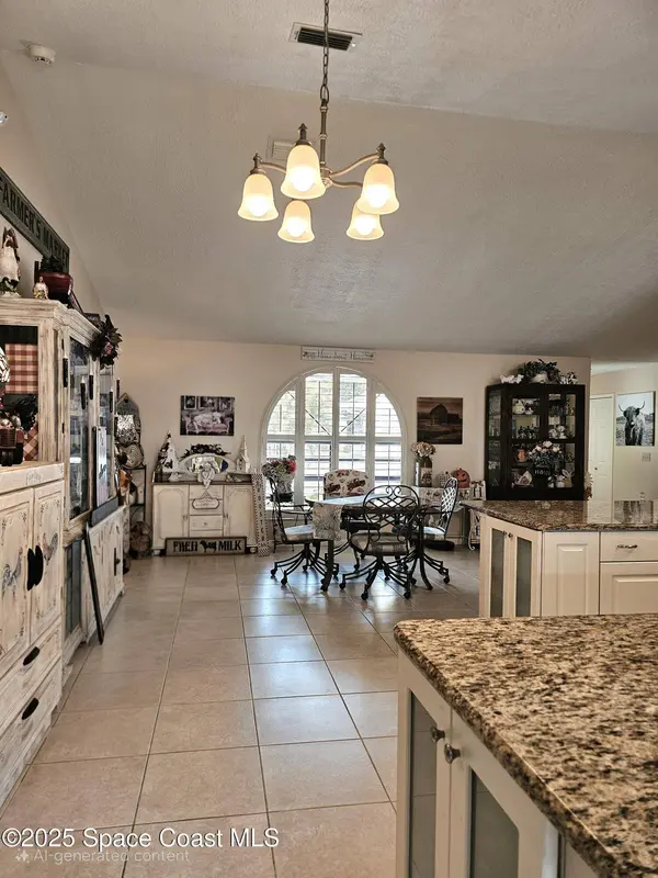 1702 Glenridge ST NW, Palm Bay, FL 32907