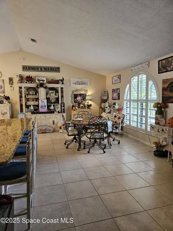 1702 Glenridge ST NW, Palm Bay, FL 32907