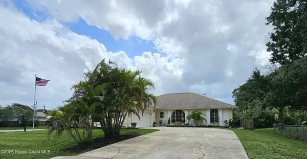 1702 Glenridge ST NW, Palm Bay, FL 32907