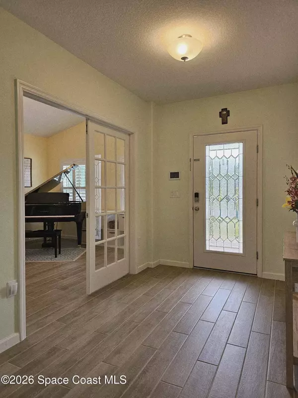 3909 Alligator Flag CIR, West Melbourne, FL 32904