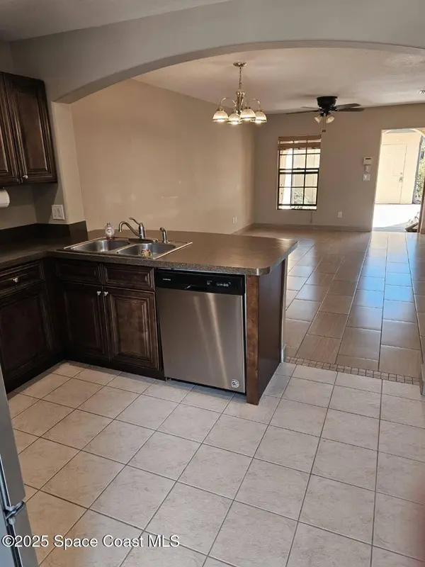 4570 Radiant WAY #104, Melbourne, FL 32901