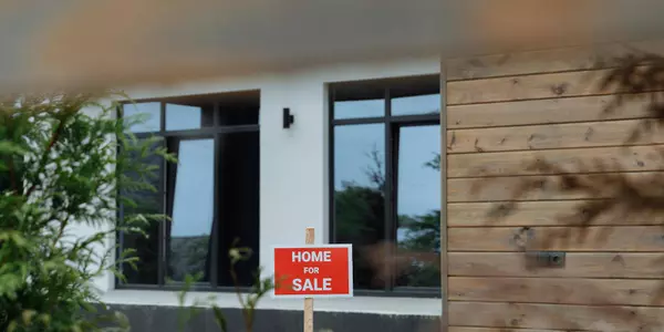 feature image of List Now or Wait? A 2026 Seller Checklist for Atlanta Metro