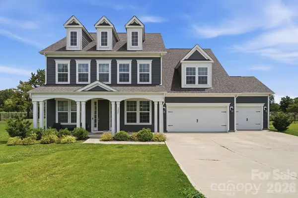 3205 Kintore LN