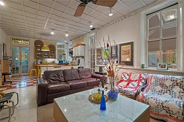 25130 Chieftain RD, Lawrence, KS 66044