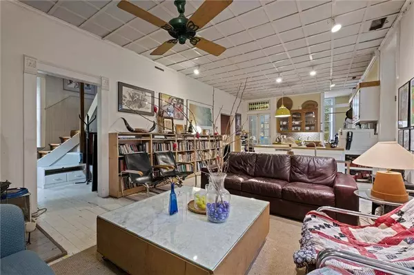 25130 Chieftain RD, Lawrence, KS 66044