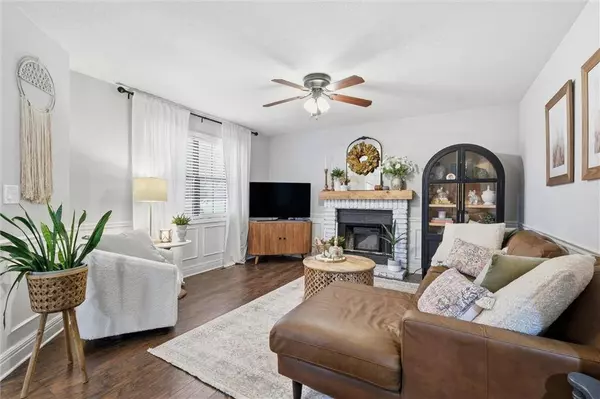 3922 Willshire DR, Lawrence, KS 66049