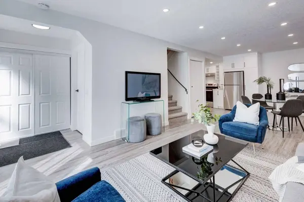 5404 10 AVE SE #213, Calgary, AB T2A 5G4