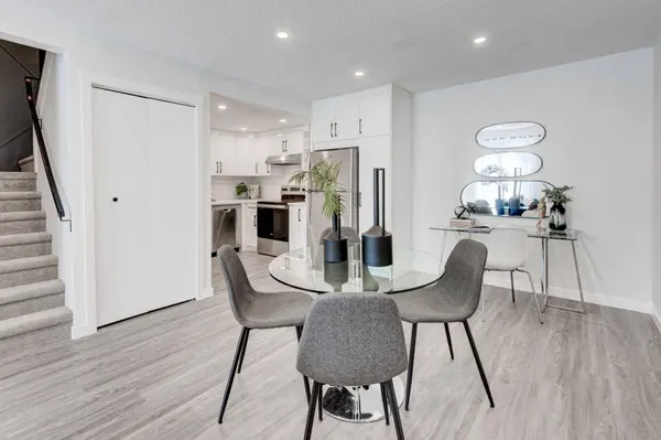 5404 10 AVE SE #213, Calgary, AB T2A 5G4