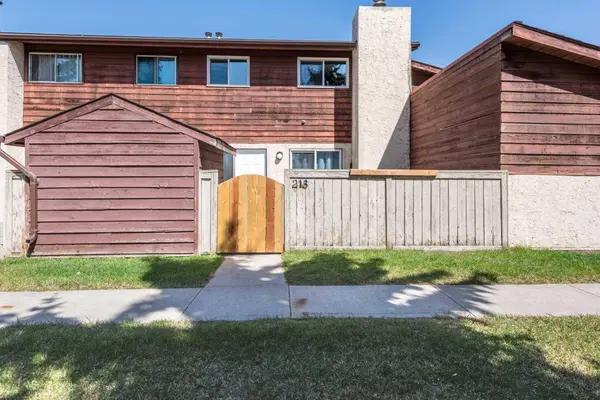 5404 10 AVE SE #213, Calgary, AB T2A 5G4