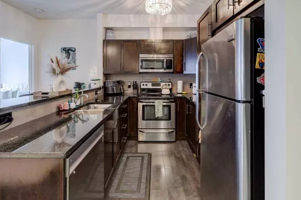 48 Panatella RD NW #103, Calgary, AB T3R 0V4