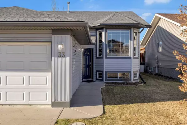 33 Willowbrook CRES NW, Airdrie, AB T4B 2S4