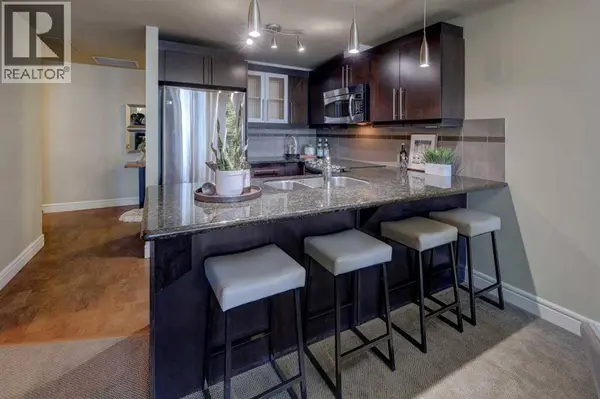 409, 817 15 Avenue SW, Calgary, AB T2R0H8