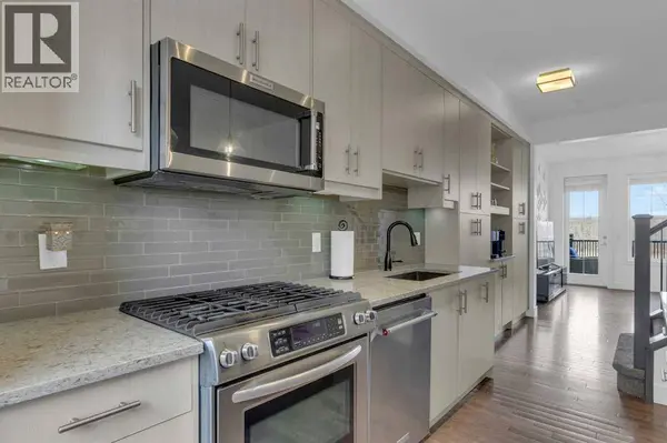 424 Quarry Way SE, Calgary, AB T2C5N4