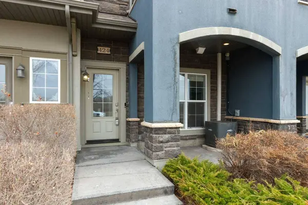 424 Quarry WAY SE, Calgary, AB T2C 5N4