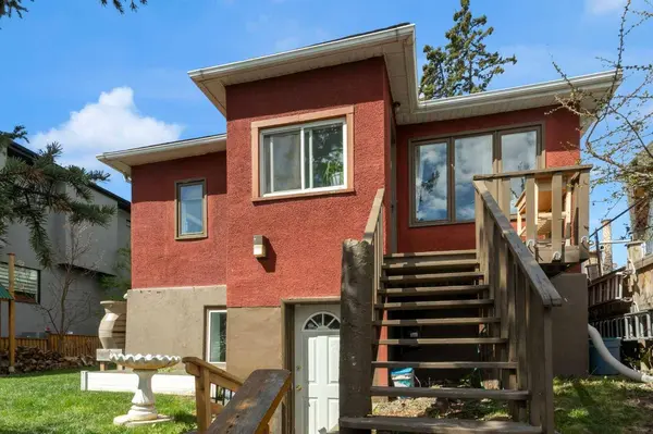 4007 Centre A ST NE, Calgary, AB T2E 3A7