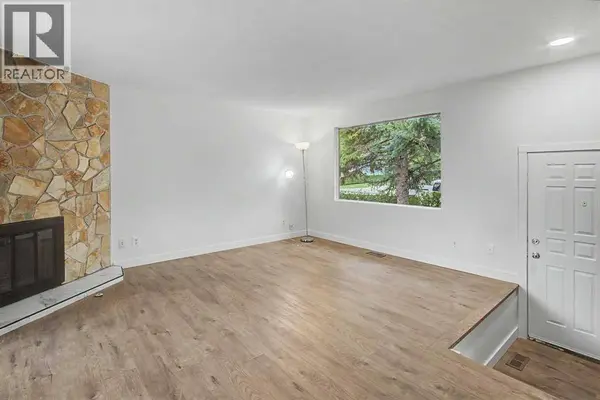 6304 28 Avenue NE, Calgary, AB T1K4K7