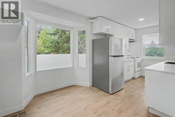 6304 28 Avenue NE, Calgary, AB T1K4K7