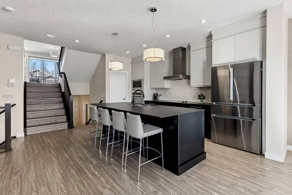 16 Tuscany Valley GRV NW, Calgary, AB T3L 0E3